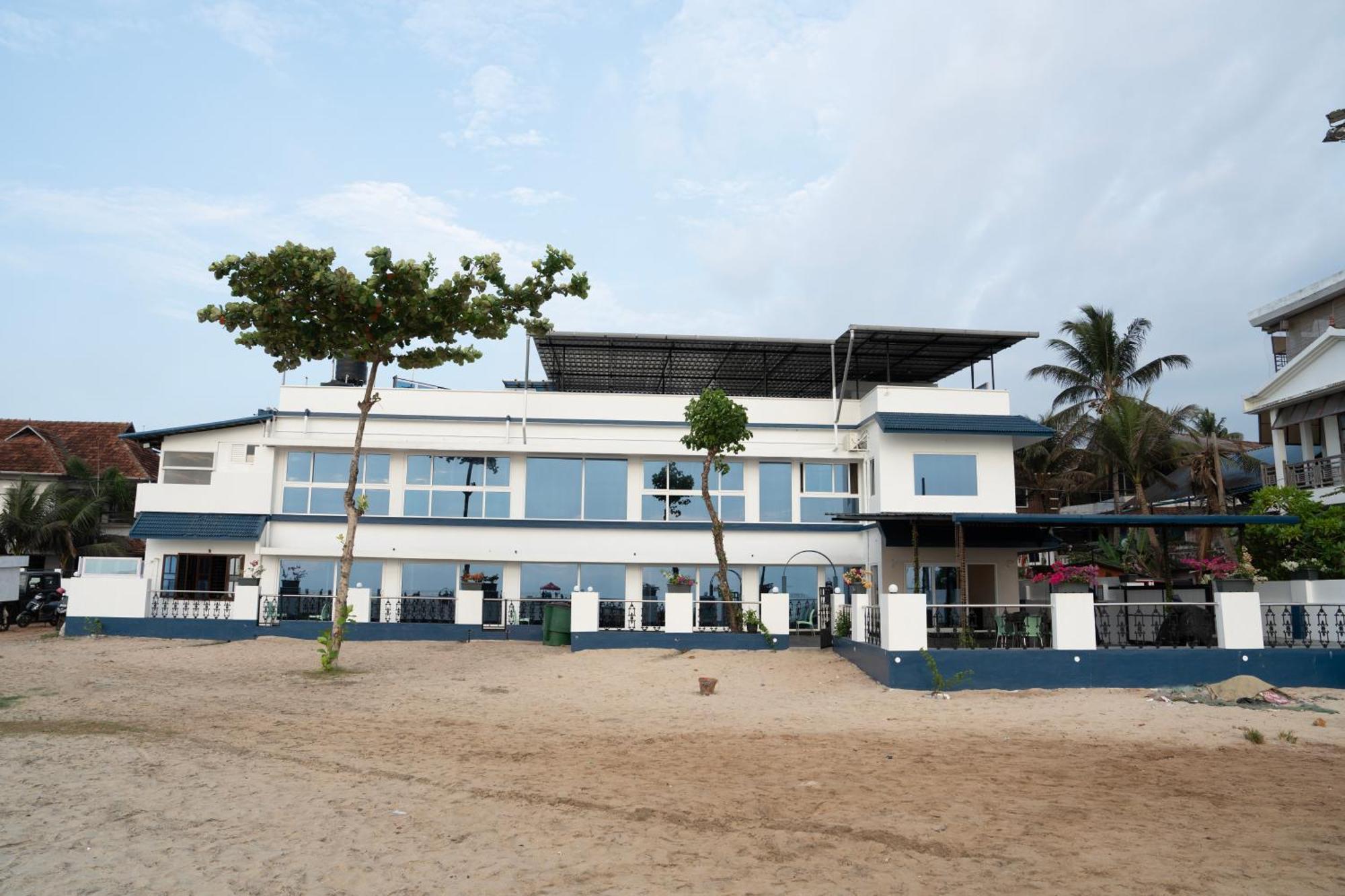 Alleppey Holiday Beach Resort Alappuzha Exterior foto